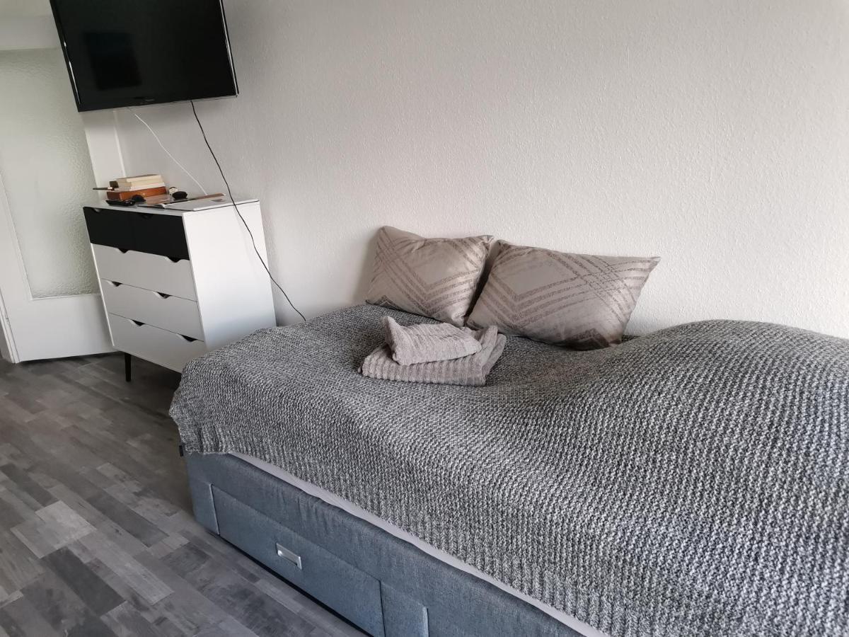 1-Zimmer Appartement In Hannover/Bemerode Kültér fotó